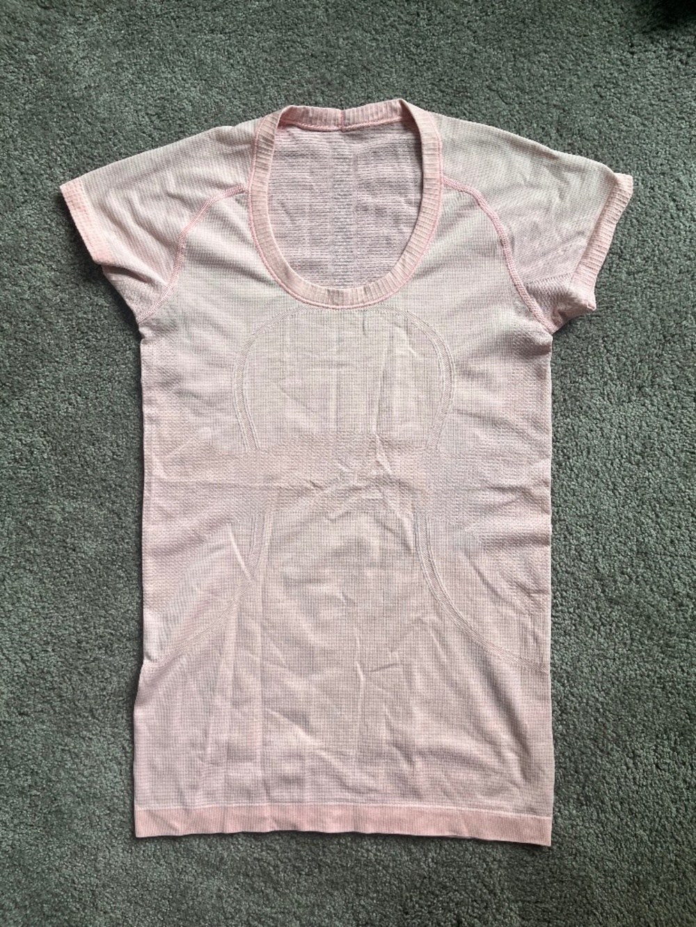 Lululemon Swiftly Tech short sleeve shirt- pale pink